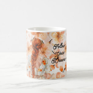 Taza De Café Pelirroja Cabello Trenzado Vestido Floral