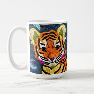 Taza De Café Pequeña pila de tigres como el diseño