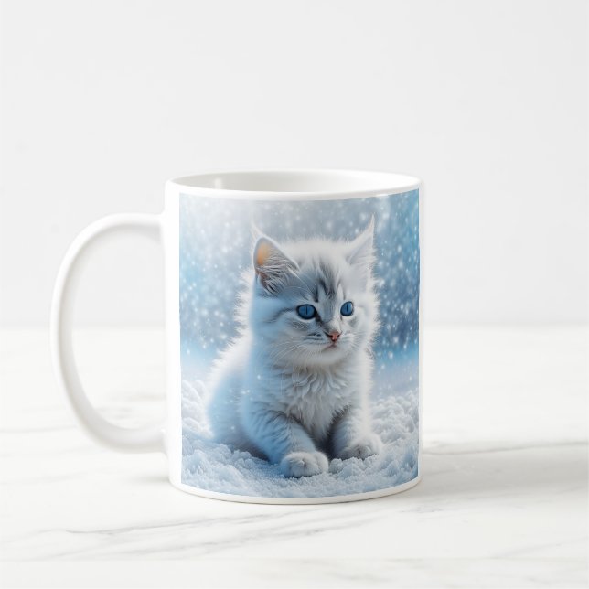 Taza De Café Pequeño gatito blanco personalizado en la nieve (Izquierda)
