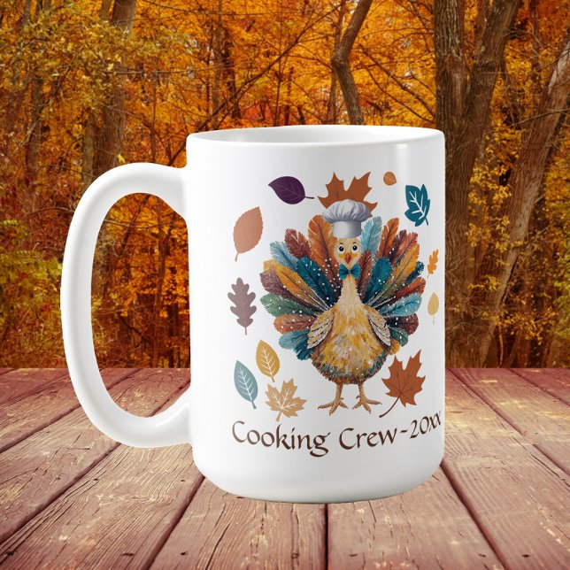 Taza De Café Peregrino del equipo de cocina Turco Día de Acción (Turkey "Cooking Crew" mug personalized with the year. Great for family Thanksgiving)