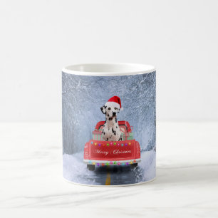 Taza De Café Perro dálmata en nieve sentado en Navidades