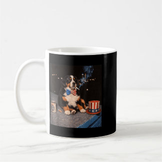 Taza De Café Perro de montaña bernés fumando cigarrillo patriót