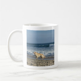 Taza De Café Perro En La Playa 