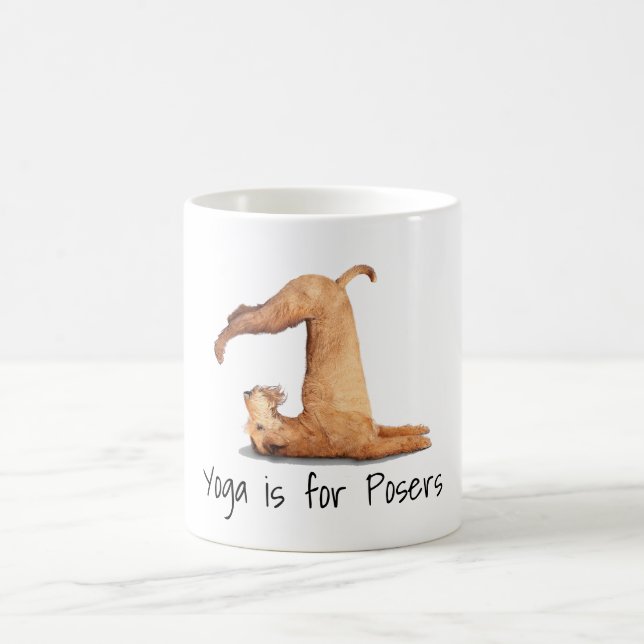 Taza De Café Perro gracioso de Yoga Poser (Centro)