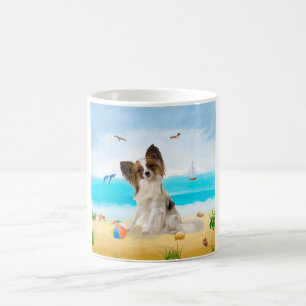 Taza De Café Perro Papillon en la playa