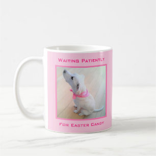 Taza De Café Perro picante con bonito vestido con un regalo de 