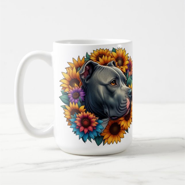 Taza De Café Perro Pitbull rodeado de girasoles vibrantes (Izquierda)