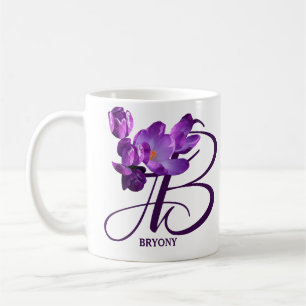 Taza De Café Personalizable Bryony nombre flores moradas monogr