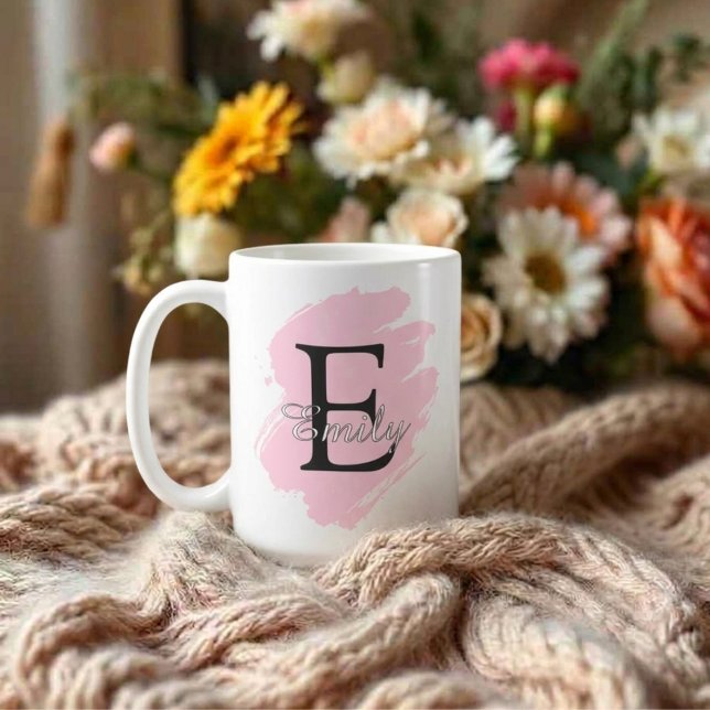 Taza de café personalizable con monograma y nombre (Fully customizable paint stroke monogram coffee mug)