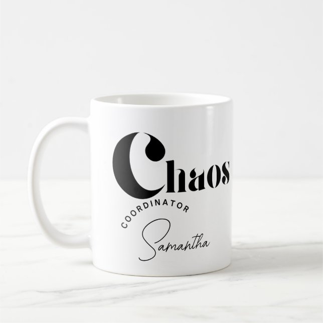 Taza De Café Personalizable "Coordinador del caos" Lugar de tra (Izquierda)