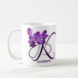 Taza De Café Personalizable Katherine nombre flores moradas mod
