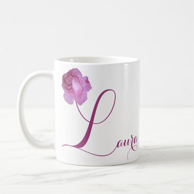 Taza De Café Personalizable Laura nombre bonito rosa floral (Izquierda)