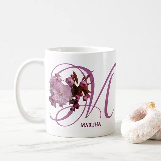 Taza De Café Personalizable Martha nombre flores rosadas de cer (Con donut)