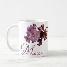 Taza De Café Personalizable Miriam nombre flores rosadas boho C