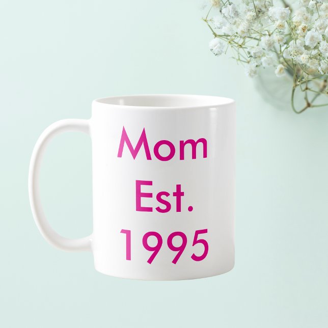 Taza De Café Personalizada el año de creación de mamá (Subido por el creador)