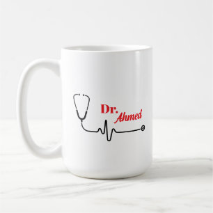 Taza de café personalizada para médico con nombre