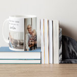 Taza De Café Personalizado 3 foto de grandiosas madres que son<br><div class="desc">Celebra el viaje de la gran maternidad con nuestro Personalizado 3: 'Las grandes mamás son ascendidas a la abuela'. Esta encantadora taza capta la esencia del amor y la unión entre la abuela y los nietos, con tres franjas fotográficas de personalizable para mostrar momentos apreciados, amor, risas e innumerables recuerdos...</div>