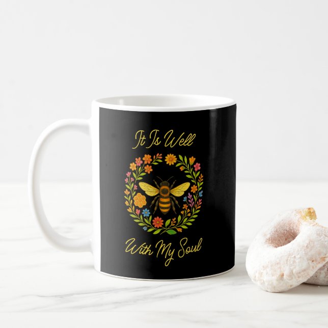 Taza De Café Personalizado Boho Honeybee "Está Bien Con Mi Alma (Con donut)