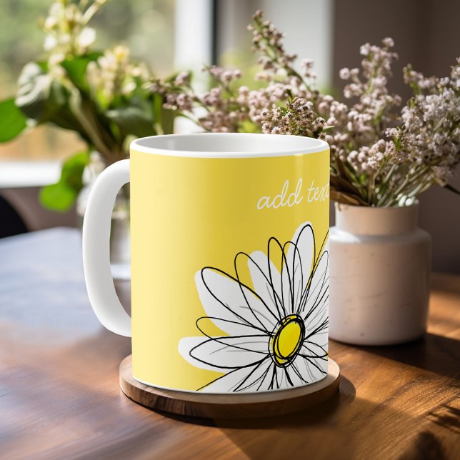 Taza De Café Personalizado de margarita blanca y amarilla (Whimsical Daisy Mug with an area for text such as a name or other fun event)