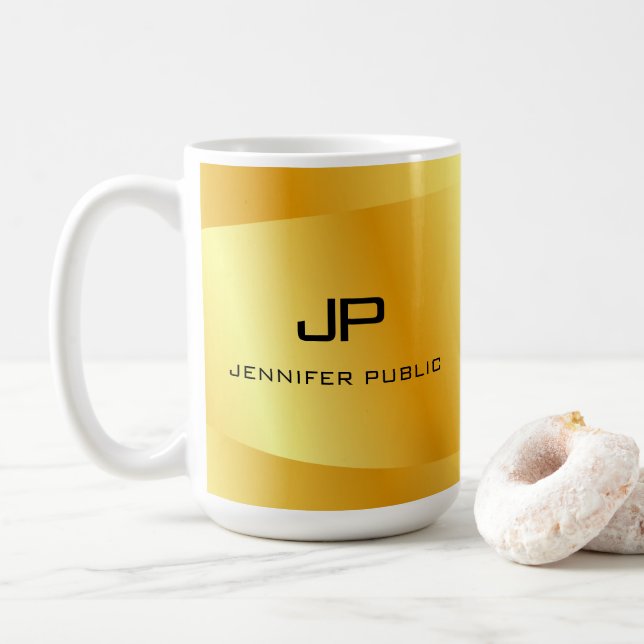 Taza De Café Personalizado Faux Gold Monogram Template Elegant  (Con donut)