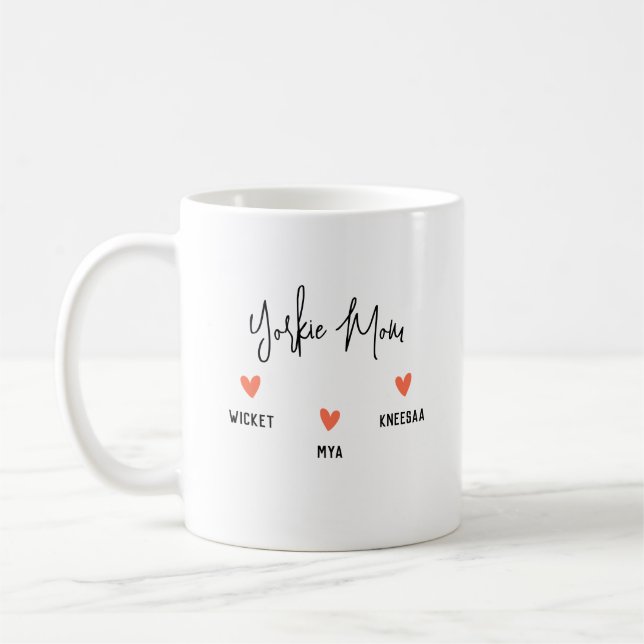 Taza De Café ¡Personalízalo! Yorkie Mom 3 Heart Name (Izquierda)