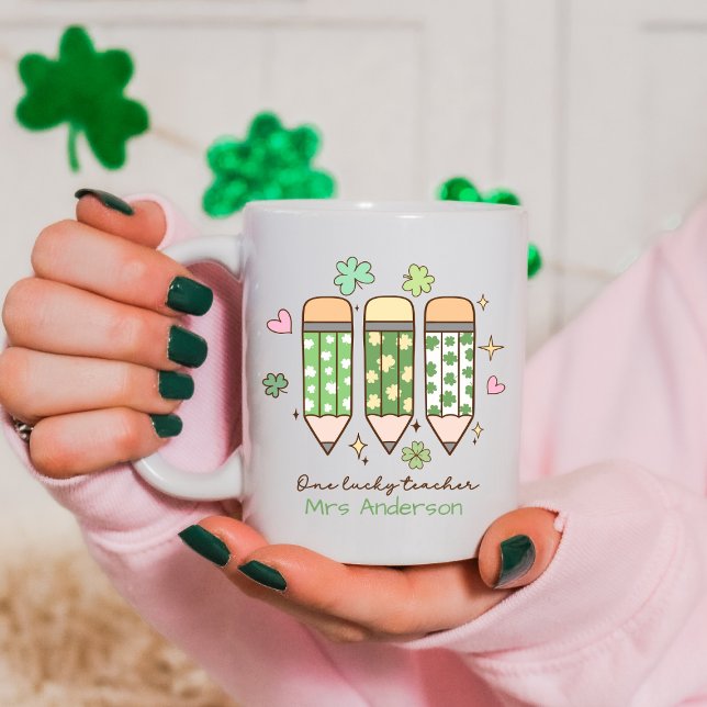 Taza De Café Personalized Cute One Lucky Teacher Retro Pencil (Subido por el creador)