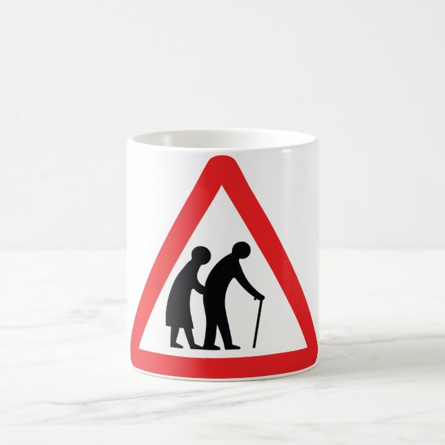 Taza De Café Personas mayores de la PRECAUCIÓN - señal de (Centro)