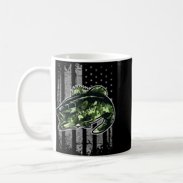 Taza De Café Pesca De Bass Camo Estadounidense Bandera Pescador (Izquierda)