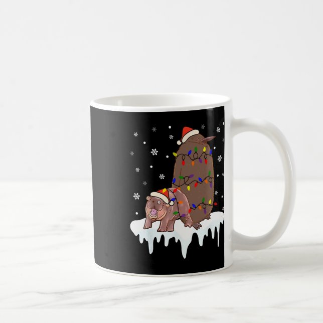 Taza De Café Pesto Moo Deng The Penguin The Ba (Derecha)