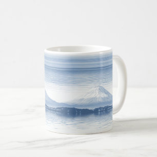 Taza De Café Picos brumosos: paisaje montañoso al acuarela (1)
