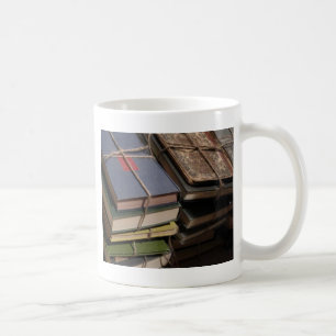 Taza De Café Pila de libro viejo