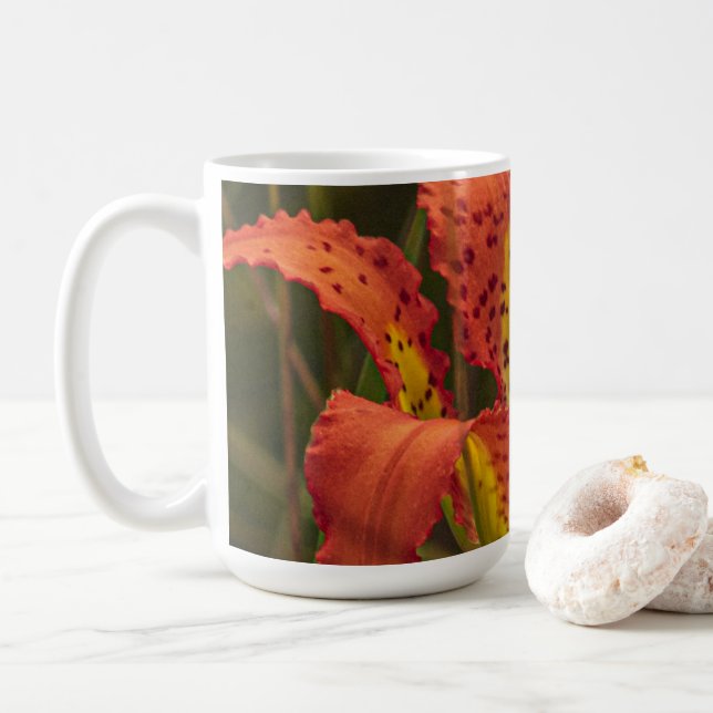 Taza de café "Pine Lily" (Con donut)