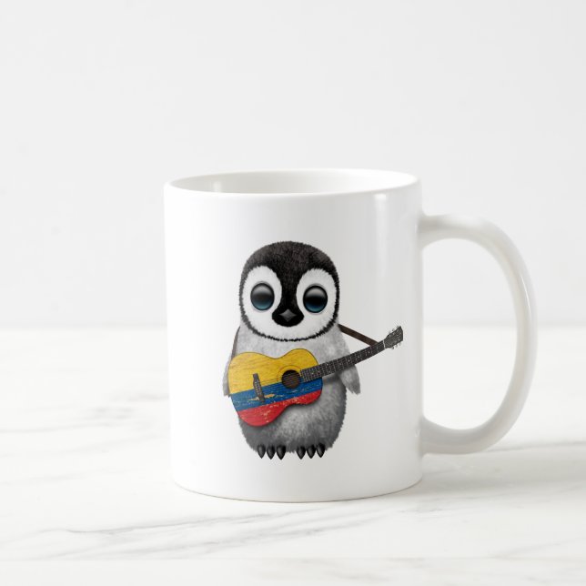 Taza De Café Pingüino del bebé que toca la guitarra colombiana (Derecha)