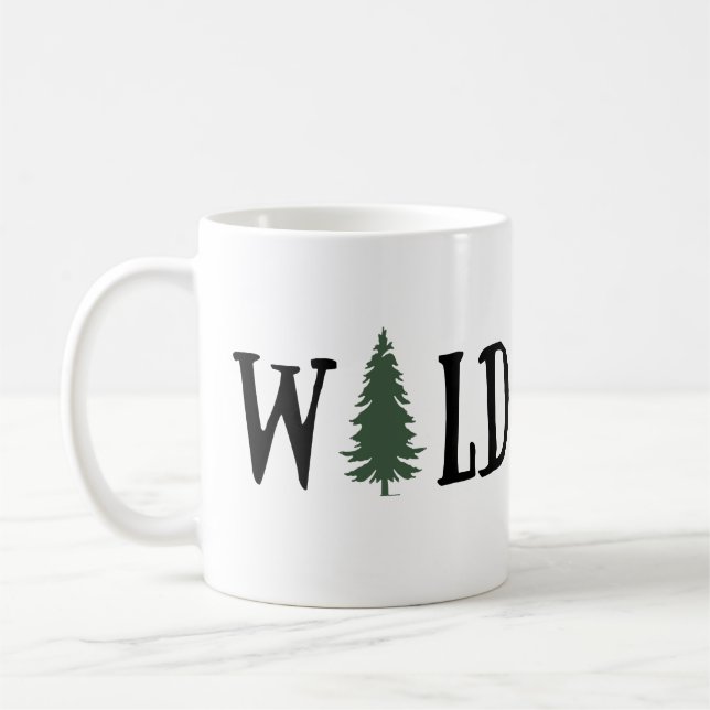 Taza De Café Pinos en el bosque silvestre (Izquierda)