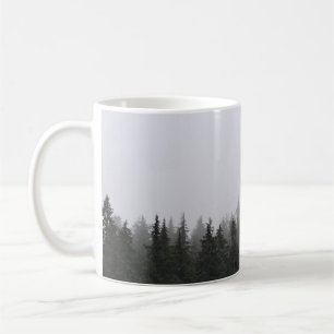 TAZA DE CAFÉ PINOS VERDES BAJO CIELO BLANCO