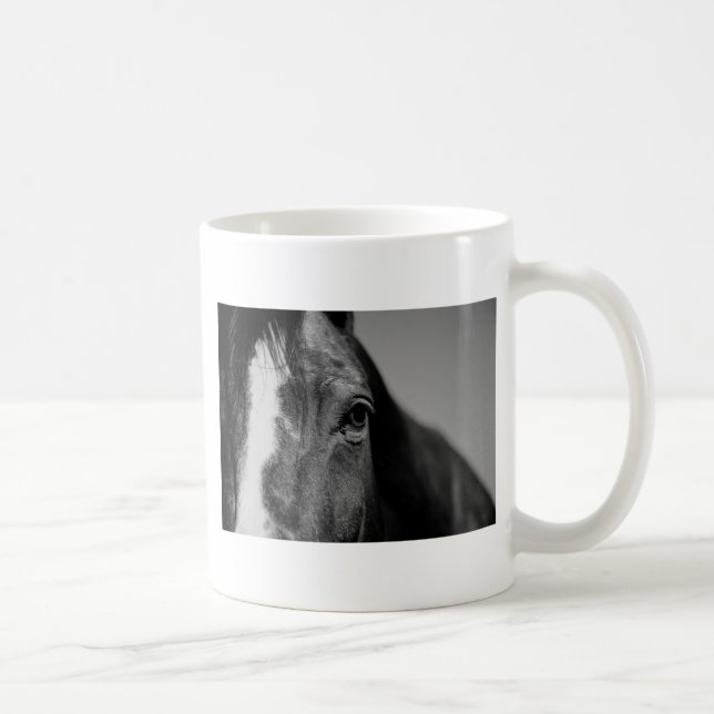 Taza De Café Pintura de ojos de caballo blanco negro (Derecha)