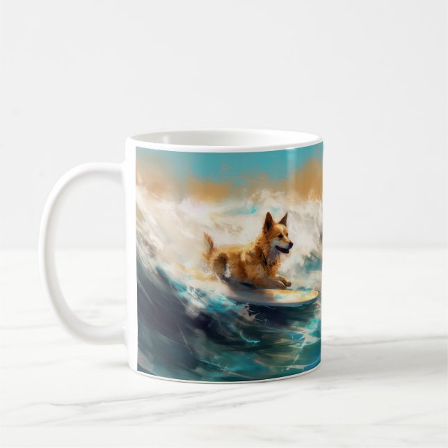 Taza De Café Pintura finlandesa de Lapphund Beach Surfing (Izquierda)