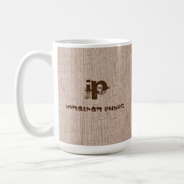 Taza De Café Plancha monogramada de tablero elegante de madera (Izquierda)
