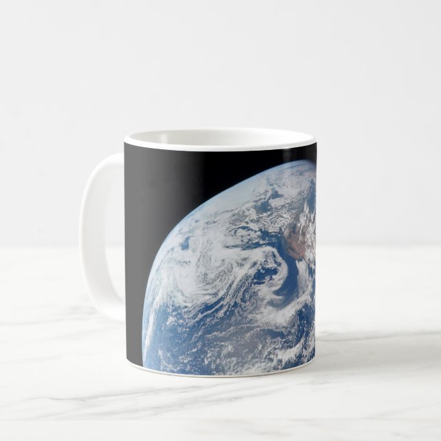 Taza De Café Planeta Tierra Tomada Por La Tripulación Apolo 11. (Anverso izquierdo)
