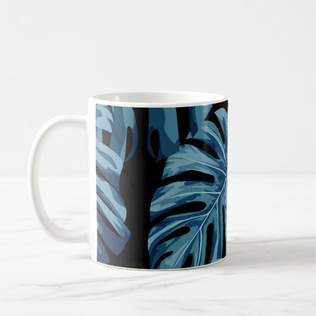 Taza De Café Planta de Monstera: patrón de hojas azules. (Izquierda)