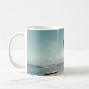 Taza De Café Playa junto a la palmera de coco