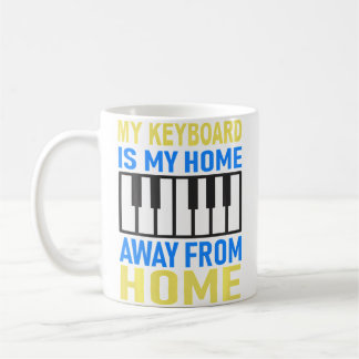 Taza De Café Playing Piano And Keyboards