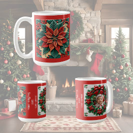 Taza De Café Poinsettia sobre el Personalizable de los Navidade