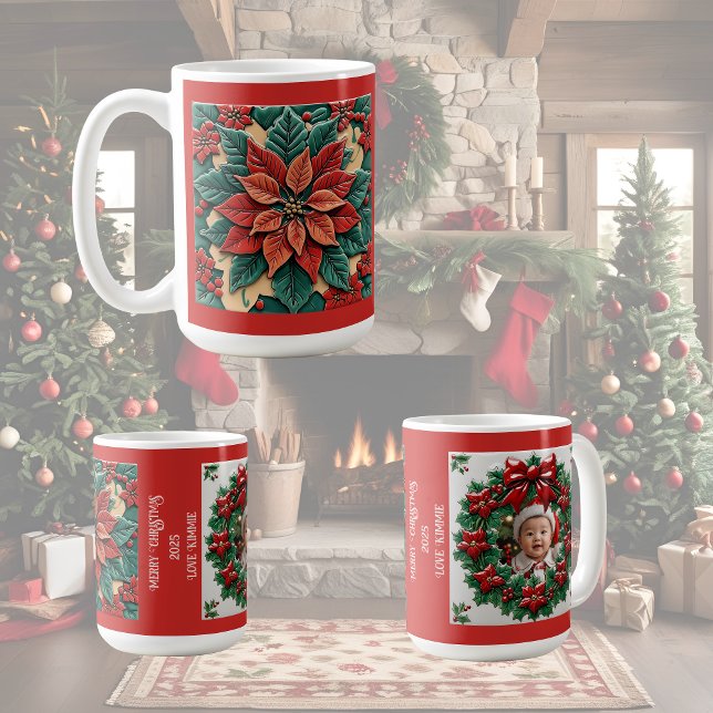 Taza De Café Poinsettia sobre el Personalizable de los Navidade (Subido por el creador)