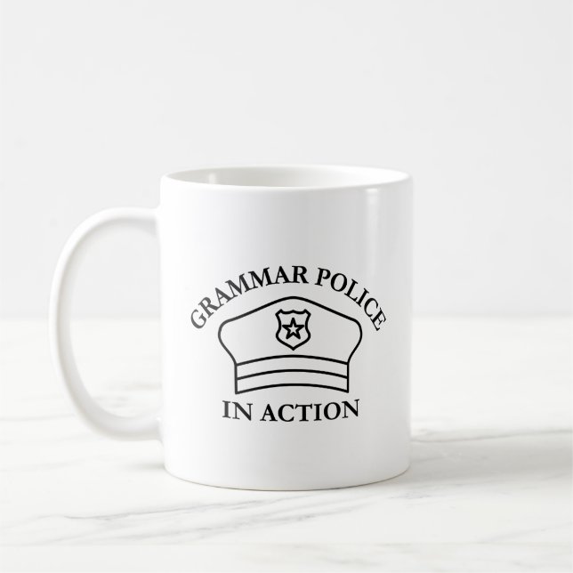 Taza De Café Policía De Gramática En Acción | Gracioso profesor (Izquierda)