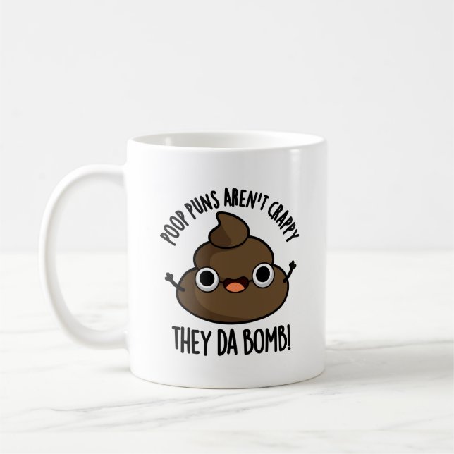 Taza De Café Poop Punks dan bomba a poo pun gracioso (Izquierda)
