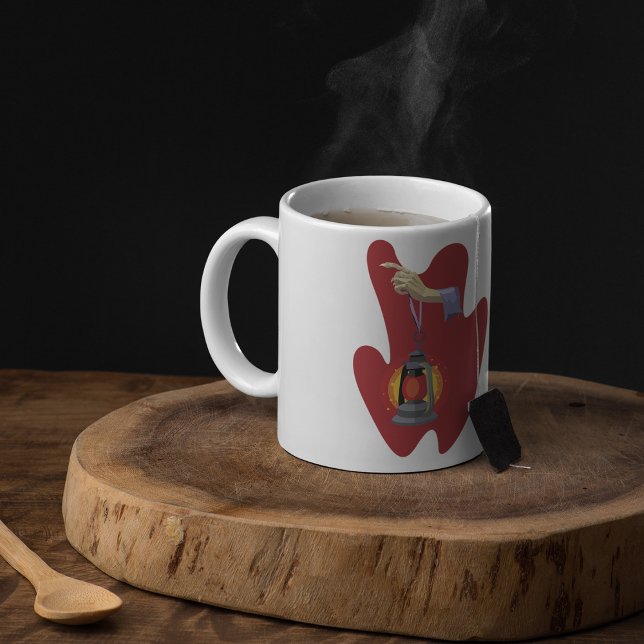 Taza De Café Portando Una Linterna (Subido por el creador)