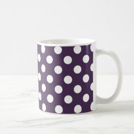 Taza De Café Pos de polka blanco sobre púrpura de ciruela