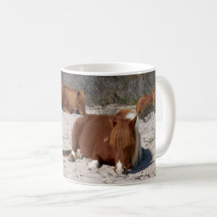 Taza De Café Potros Salvajes Durmiendo en el Parque Nacional As