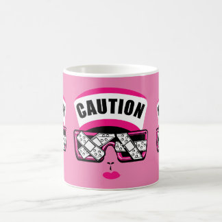 Taza De Café Precaución - ¡Propenso a los accidentes! V4 de 5 |